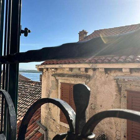 Ferienwohnung Old Stone House St Lawrence In The Heart Of Sibenik'S Old Town Exterior foto