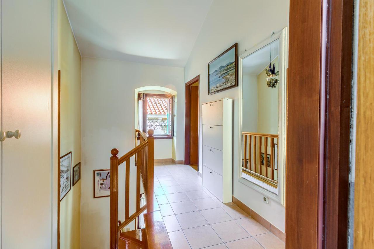 Ferienwohnung Old Stone House St Lawrence In The Heart Of Sibenik'S Old Town Exterior foto